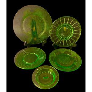 5 Pieces Uranium Green Depression Glass Plates Ashtray Dogwood Glows
